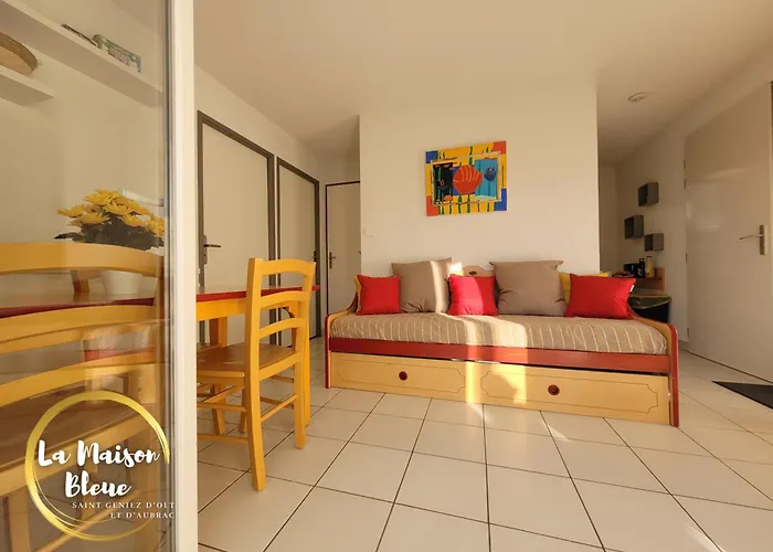 La Maison Bleue, Village Vacances, Piscine, Parking