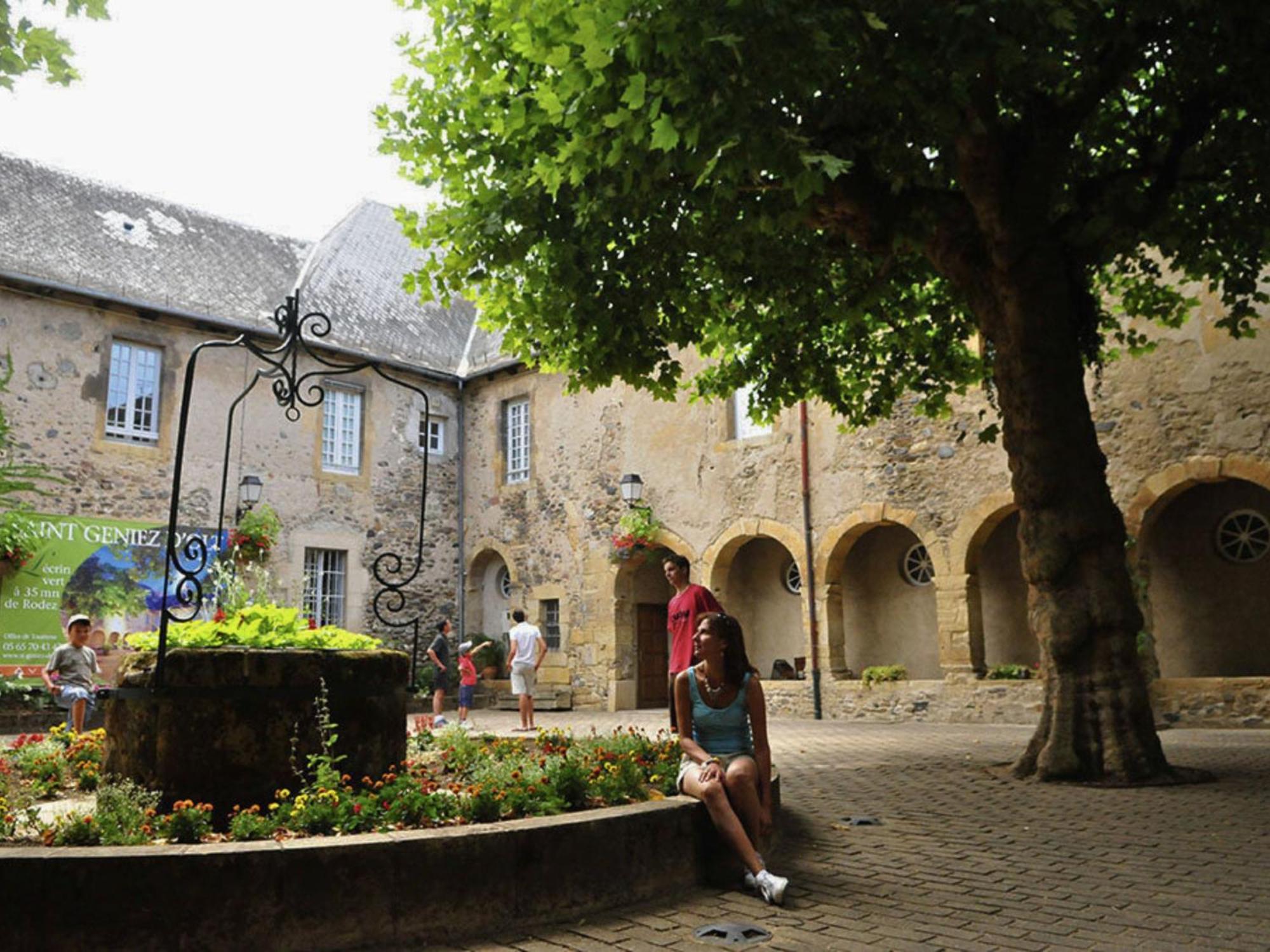 La Maison Bleue, Village Vacances, Piscine, Parking