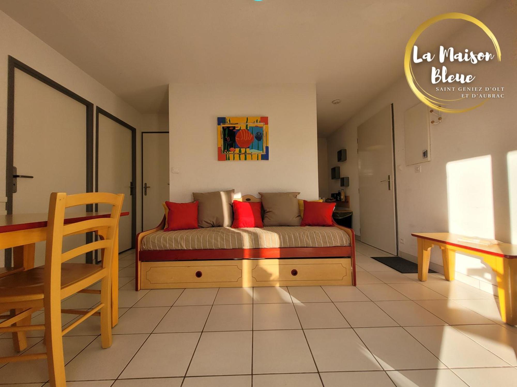 La Maison Bleue, Village Vacances, Piscine, Parking