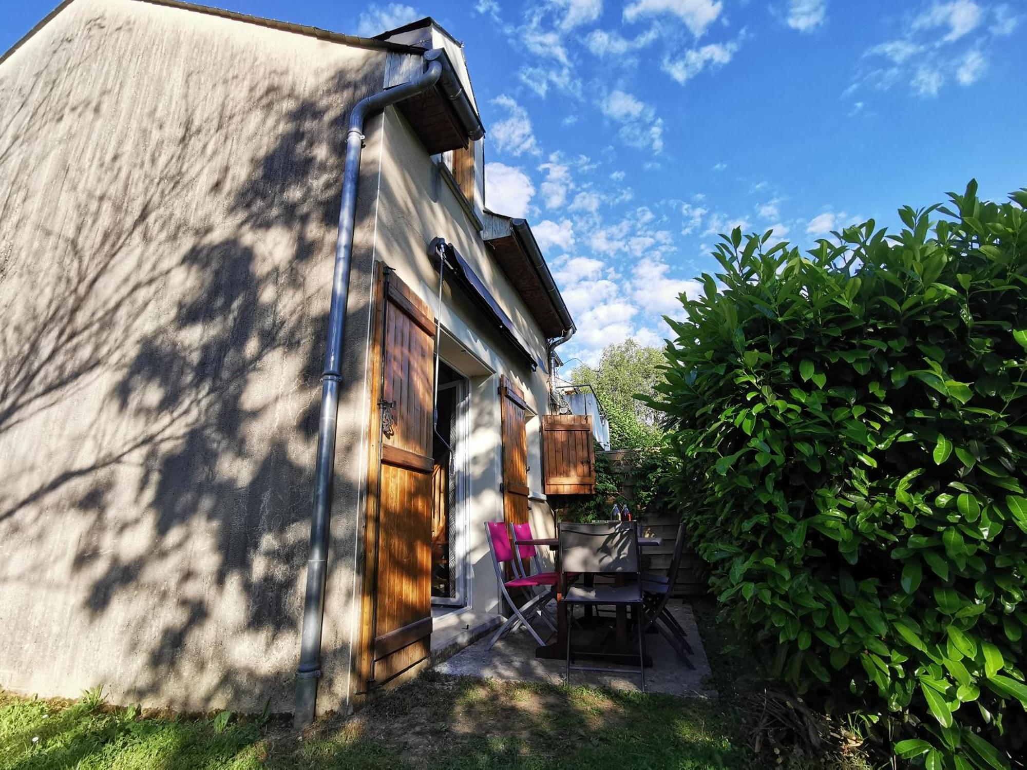 Apartment La Maison Bleue, Village Vacances, Piscine, Parking *