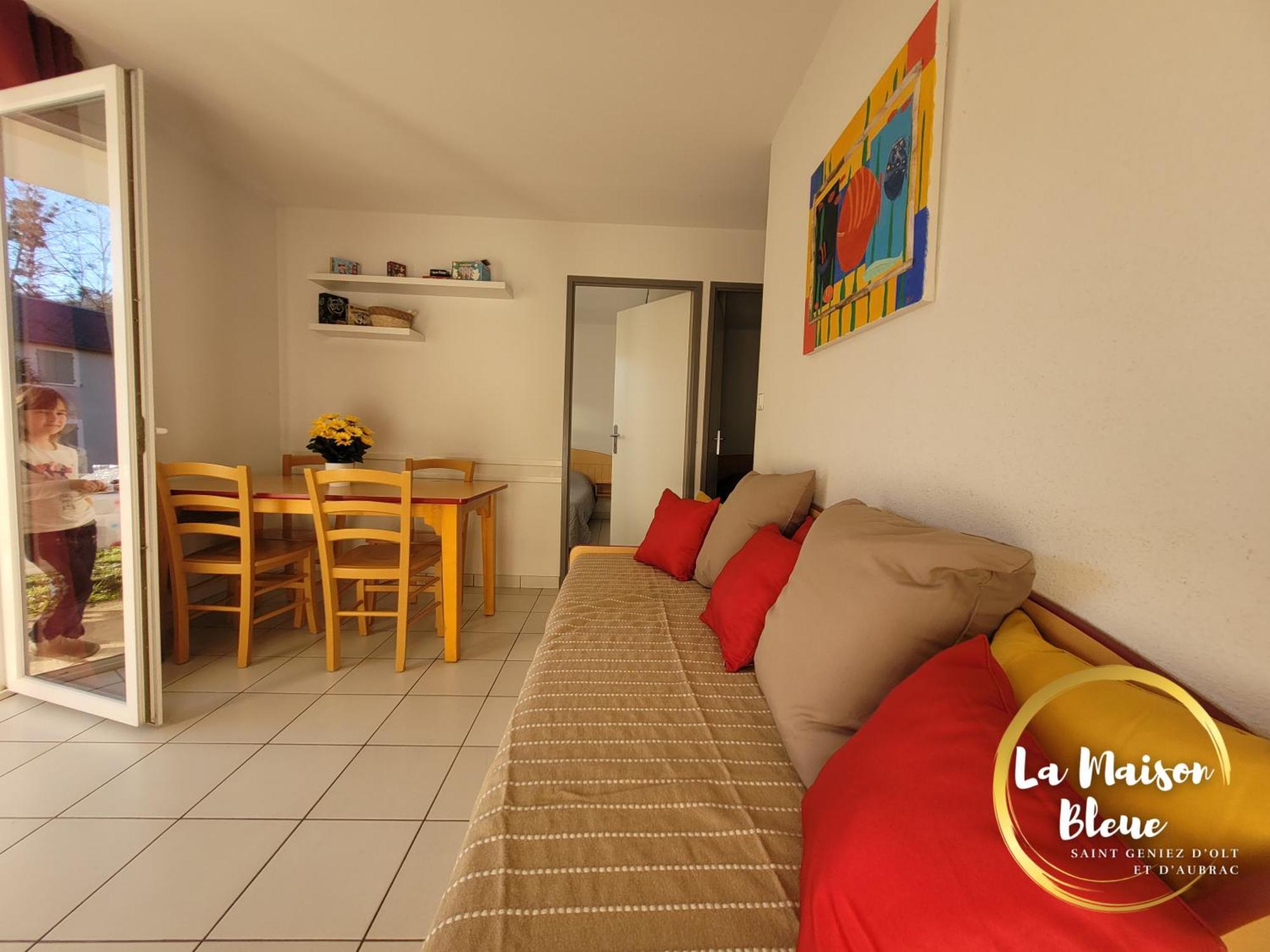 La Maison Bleue, Village Vacances, Piscine, Parking *