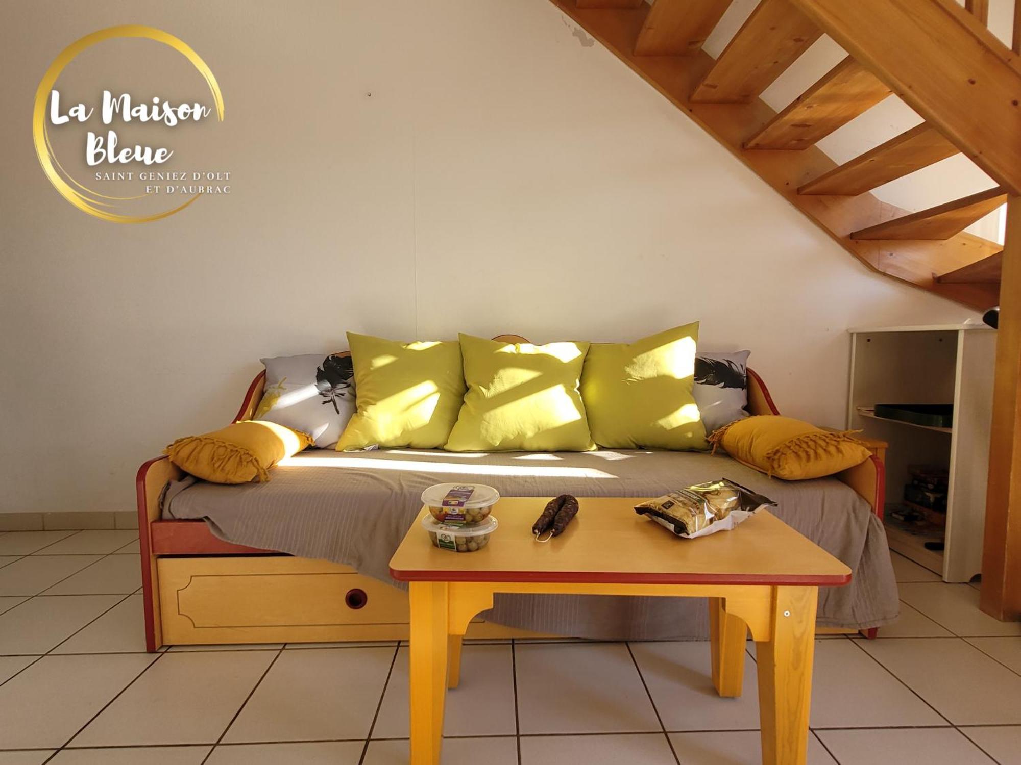 Apartment La Maison Bleue, Village Vacances, Piscine, Parking Saint-Geniez-d'Olt