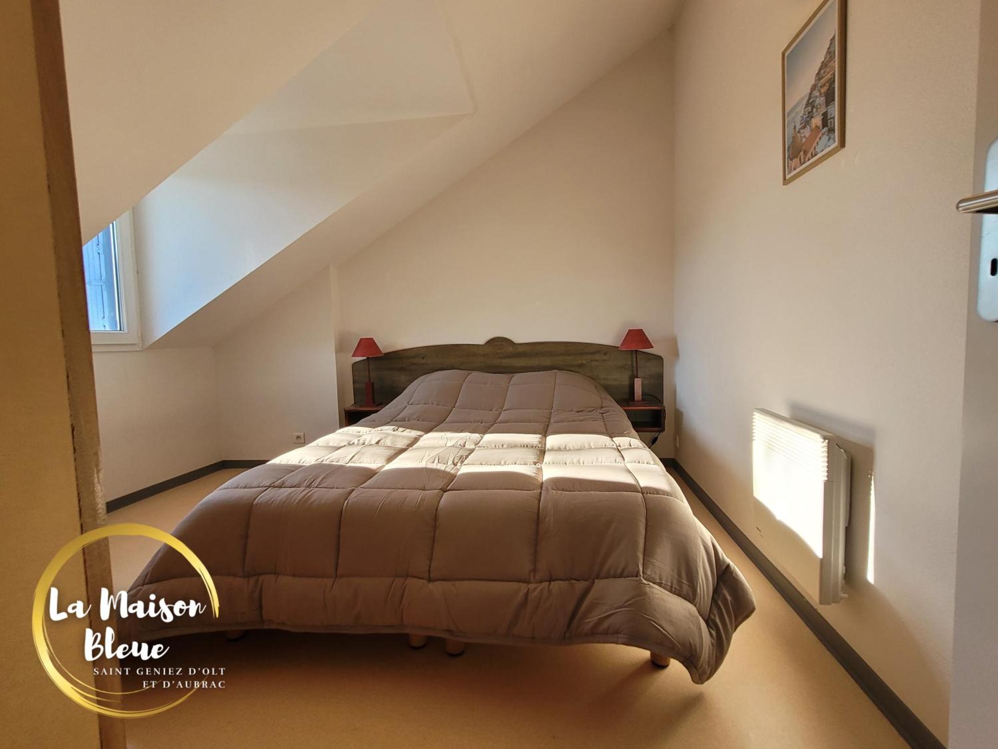 Apartment La Maison Bleue, Village Vacances, Piscine, Parking Saint-Geniez-d'Olt