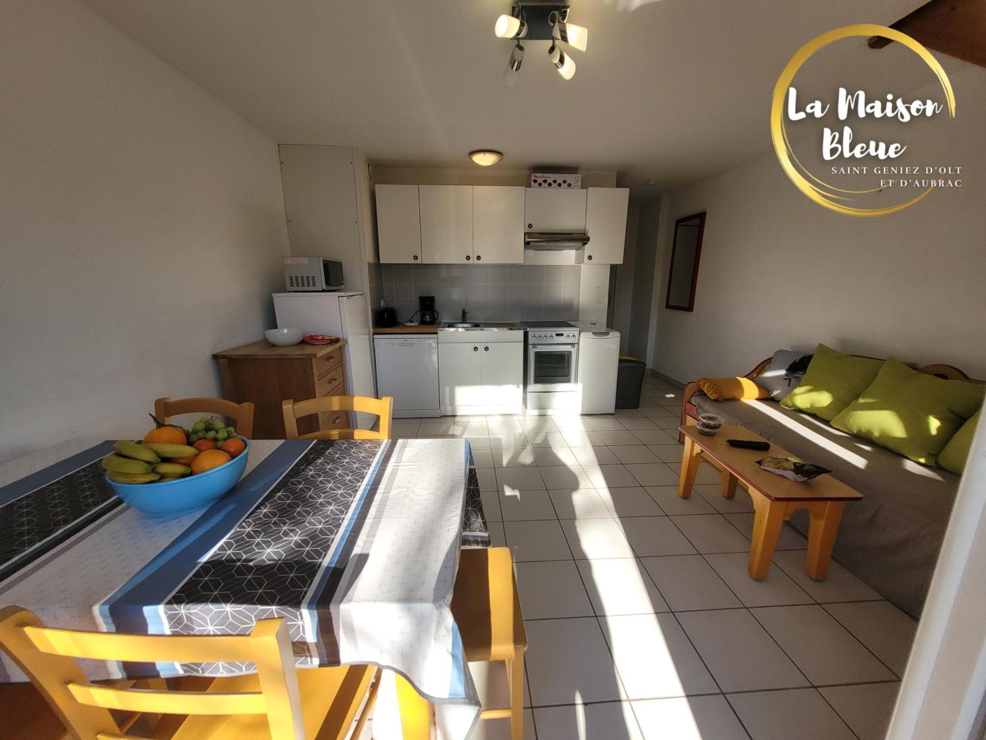 La Maison Bleue, Village Vacances, Piscine, Parking *