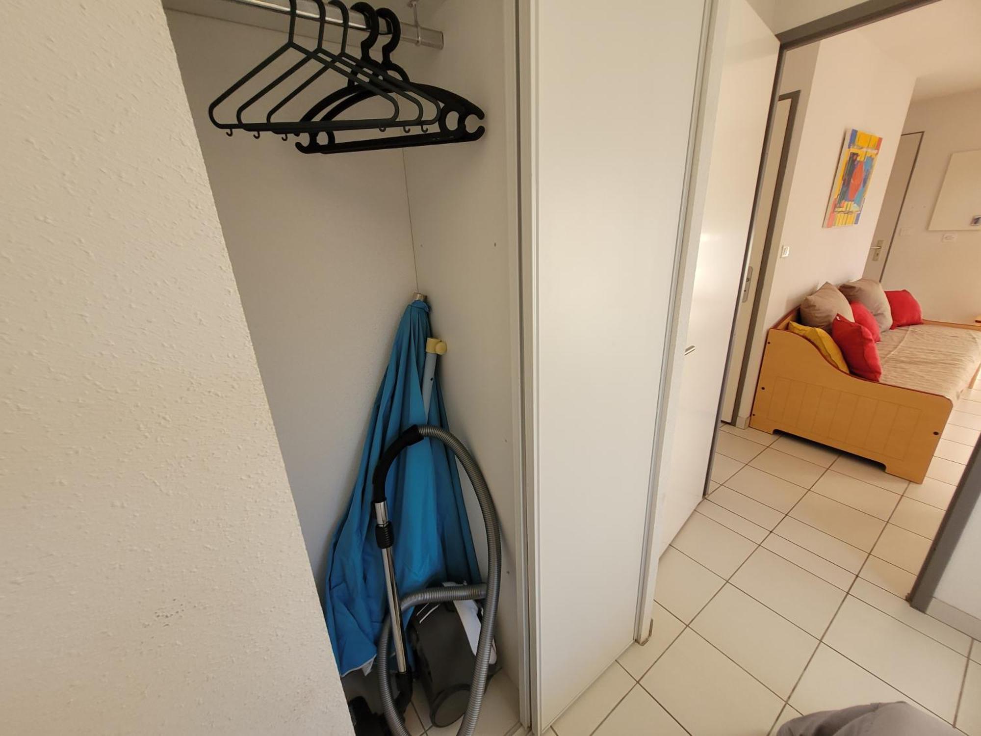 Apartment La Maison Bleue, Village Vacances, Piscine, Parking
